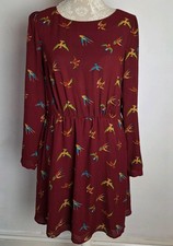 Oasis Burgundy Red Bird Print