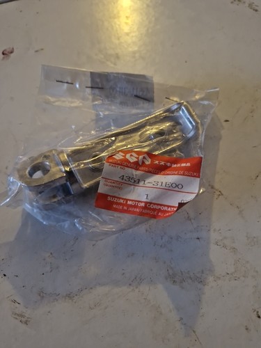 Suzuki 600 900 footrest - rf,