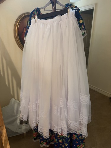 White veracruz folklorico - white,