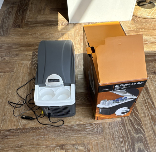 Halfords electric coolbox - 8l,