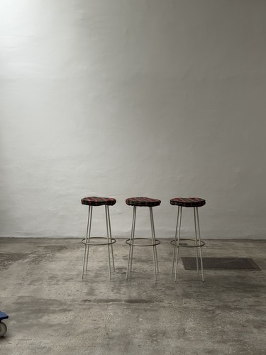 Postmodern metal bar stools - metal,