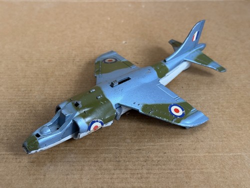 Dinky toys harrier jump - toys, mk1