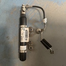 19-ON MERCEDES BENZ  ROOF