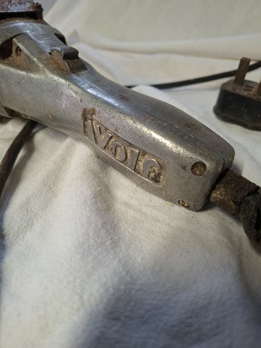 Vintage wolf grinder - vintage,