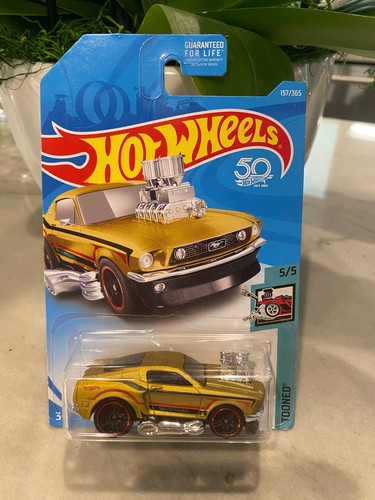 2018 hot wheels 157 - hot,
