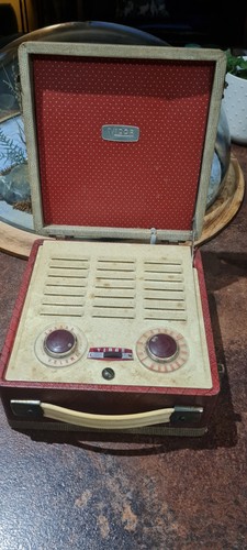 1950 vidor portable radio - portable,