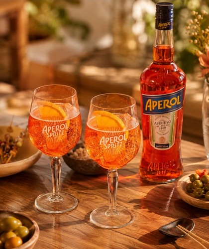 Aperol spritz signatue - aperol,