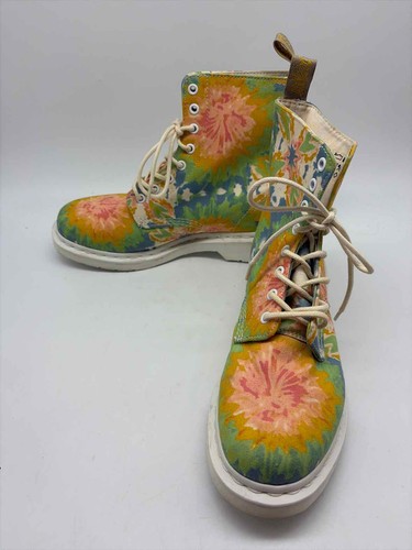 Martens yellow size 9 - dr.,