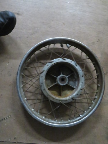 Norton front wheel - front,