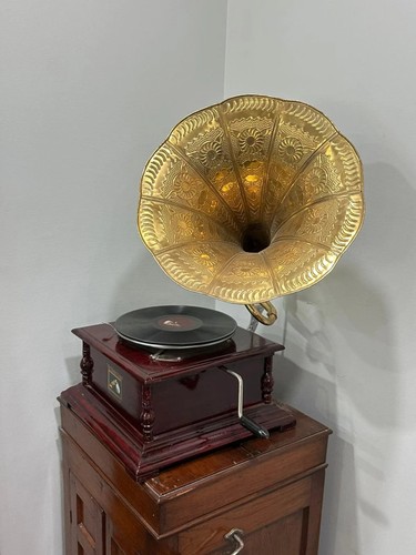 Hmv gramophone fully - hmv,
