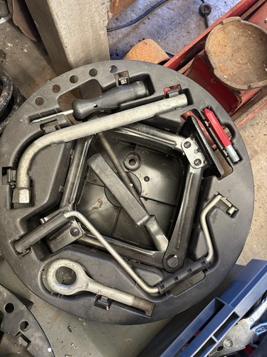 Alfa romeo spare - romeo, gt