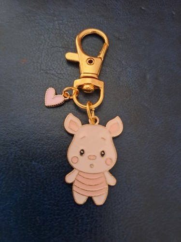 Piglet from winnie the pooh - winnie,
