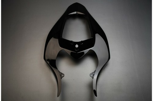 Upper part black rear tail - upper,