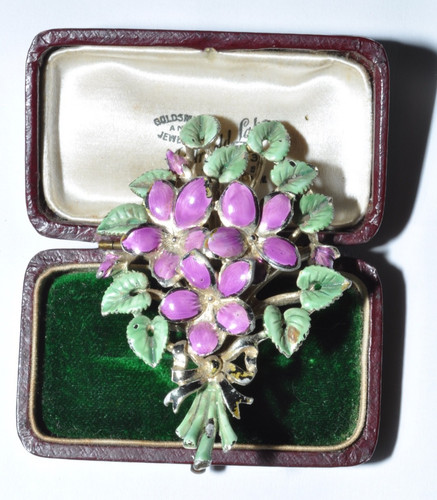 Beautiful vintage signed - beautiful,
