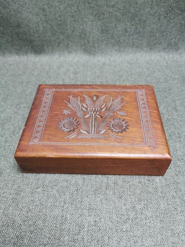 Vtg hand carved wooden - hand,