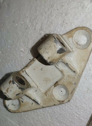 Mercedes 190 hinge plate - mercedes, sl