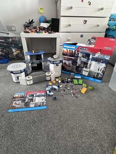 Playmobil police station - playmobil,