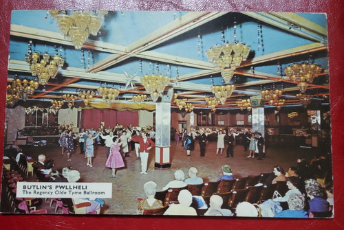 Butlins pwllheli postcard - butlins,