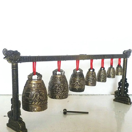 Resonant chinese bronze - bronze, gong