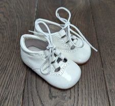 🧸 Baby White Patent Leather