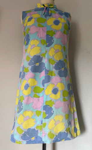 Vintage 1970 michaels - st,