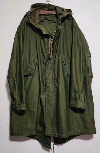 Deadstock 1951 fishtail - deadstock, m-1951