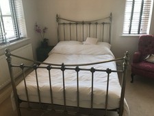 Brass Style Victorian Bedstead Double 4ft6 including Mattress