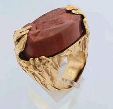 Vintage Yves Saint Laurent Coktail Ring Gilt Red Stone 