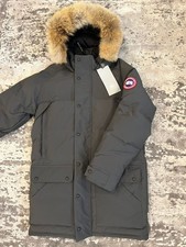 Discontinued BNWT Canada Goose