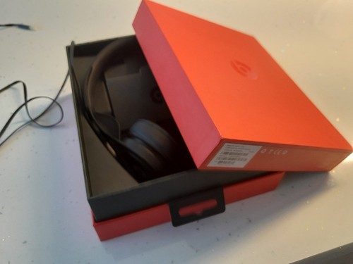 Beats headphones black - headphones,,