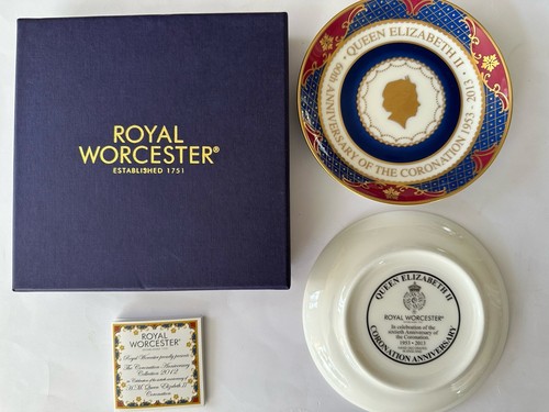 Pair royal worcester elizabeth - pair,