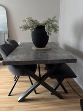 Dining Table, Chairs & Bench