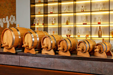 Oak Aging Barrels – 1L to 30L – Charred Inside | For Whiskey, Wine, Mead & More