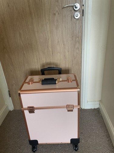 Rolling cosmetic trolley case - rolling,