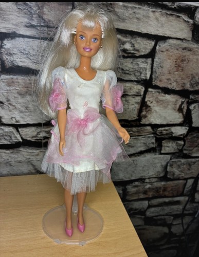 Vintage hasbro 1988 sindy doll - vintage,