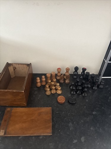 Vintage wooden chess pieces - wooden,