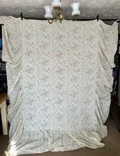 Vintage DORMA Double Size Honeysuckle Rose Floral Quilted Flounced Bedspread