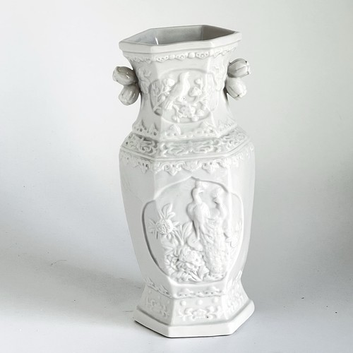 Fukien carved porcelain white - fukien,