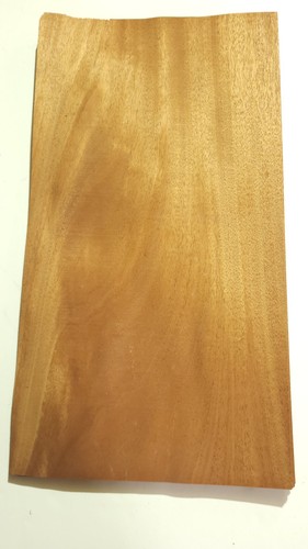 Mahogany swirl veneer - veneer, 12