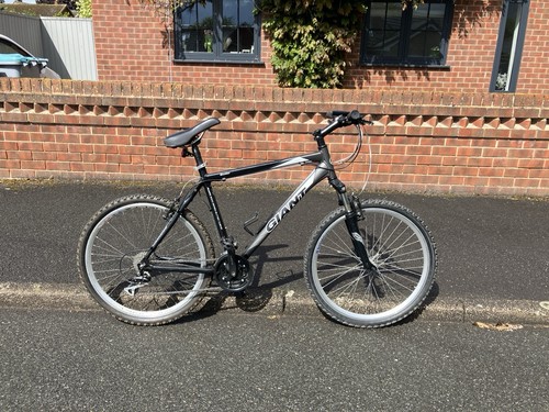 Giant boulder mountain bike - mountain,