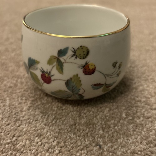 Royal worcester strawberry - royal, ‘strawberry