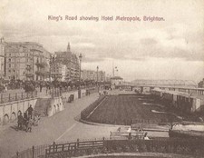 King's Road showing Hotel Metropole Brighton - Small Postcard 1900s??