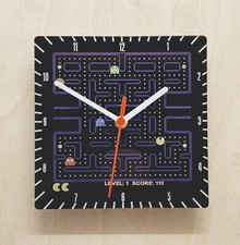 Pacman Retro Game Square Wall