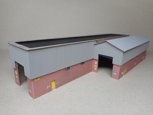Gauge locomotive shed model - n,