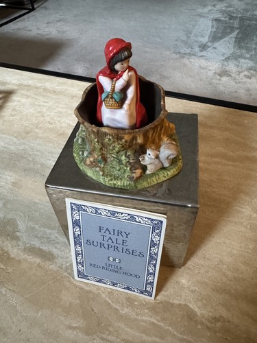 Red riding hood 1986 - red,