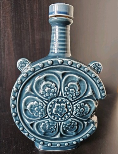 Vintage chinese moon flask - moon,