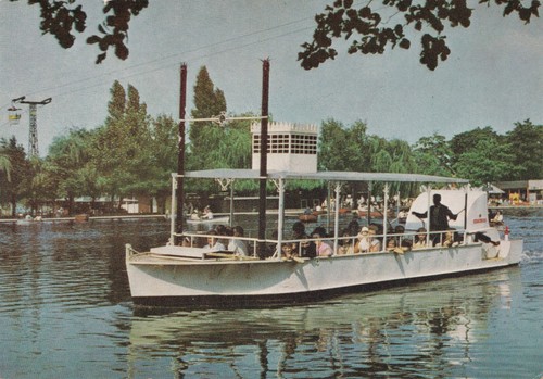 Postcard drayton manor park - manor,