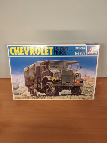 Italeri chevrolet cwt truck - 15,
