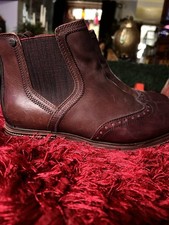 Tamaris Chestnut Brown Real