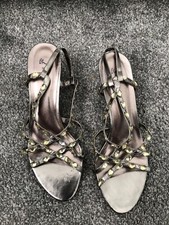 Ladies sandals size 7 